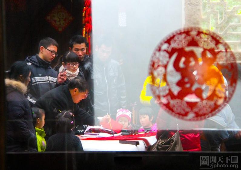 ��������