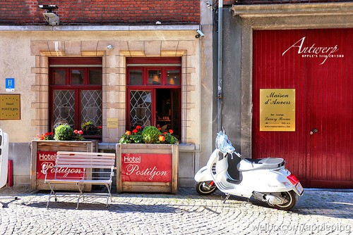 ���ֲ������ղ��y