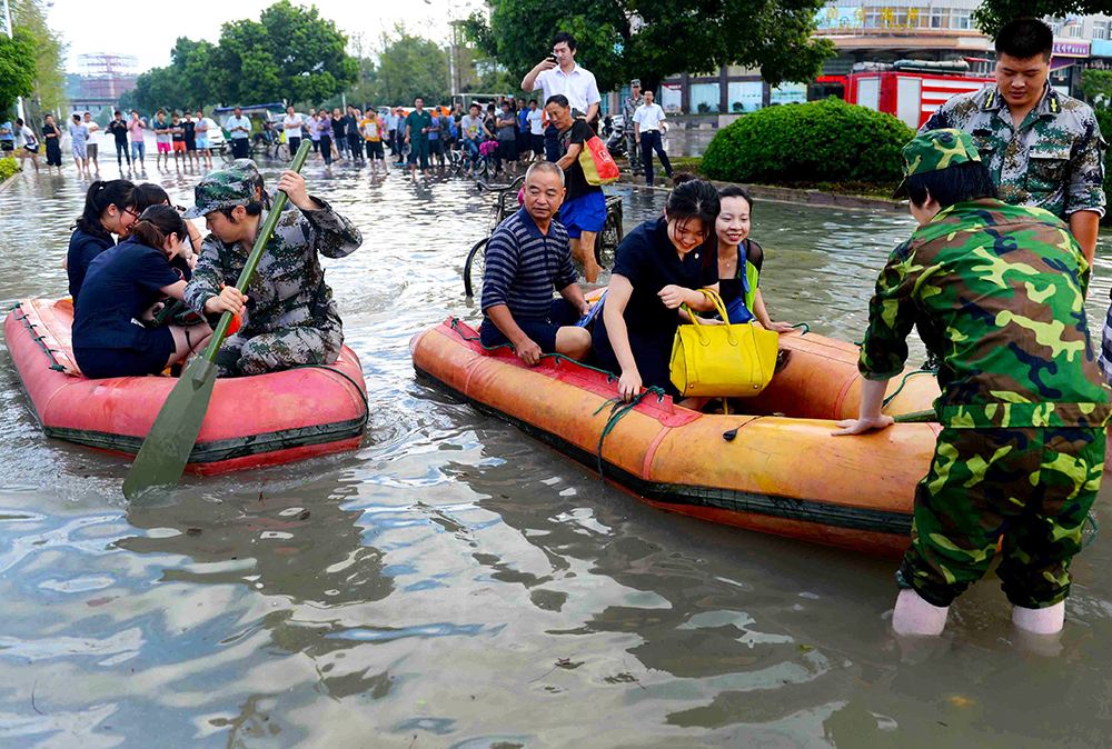 ��(n��i)��֮�������M��7���D���Ϫ�(zh��n)��ɽ������؎X�����ˮ���Ѿȷ��(du��)������Ƥͧ�����ں�ˮ�н����^(gu��)����