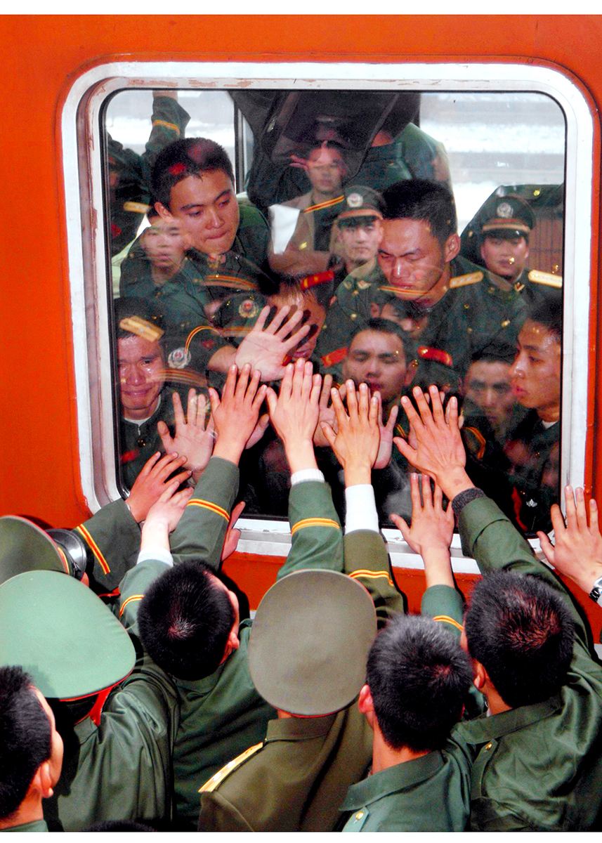 ܊�������܊��܊��F(tu��n)�Y(ji��)��һ�ˣ�ԇ�������l�ܔ�����Փ��(zh��n)�����Ǻ�ƽ�r(sh��)��������Ⱥ���������ӵܱ����Є�(d��ng)�V����һ�����r(sh��)��ٝ�����mȻ�r(sh��)��׃�w������(d��ng)���Ƿݸ������f���������҂�߀�r(sh��)���܉򿴵��@���˵�һĻĻ�����Ϸ��l(xi��ng)����܇����(zh��n)�т�����܇���������Ć���.