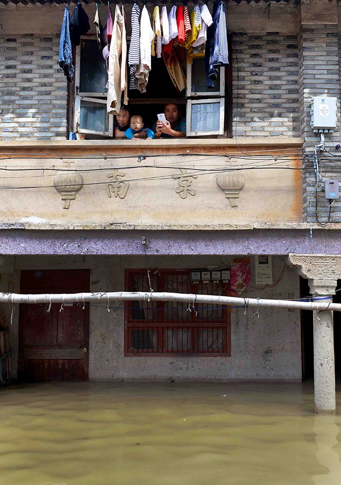 ��(n��i)��֮�����M��5����Ϫ�(zh��n)��(n��i)���؞�(z��i)�^(q��)֮һ���S��μ�壬һ����������ژ��ϟo(w��)�εؿ�������ĺ�ˮ�l(f��)����