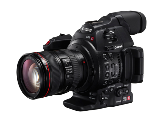 EOS C100 Mark II 	(�R�^:EF 24-105mm f/4L IS USM)