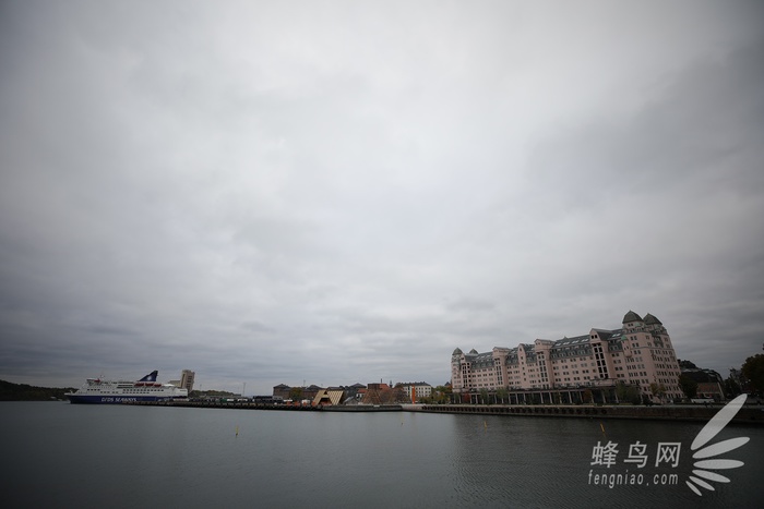 ���������V�ǈ� ����16-35 F2.8 III�u�y