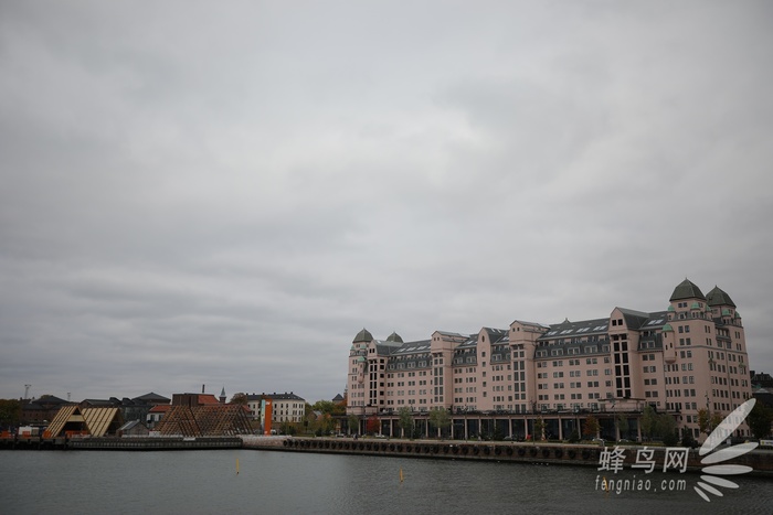 ���������V�ǈ� ����16-35 F2.8 III�u�y